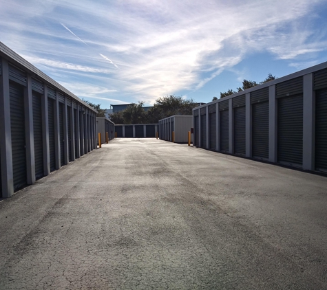 Lockwood Self-Storage - Oviedo, FL