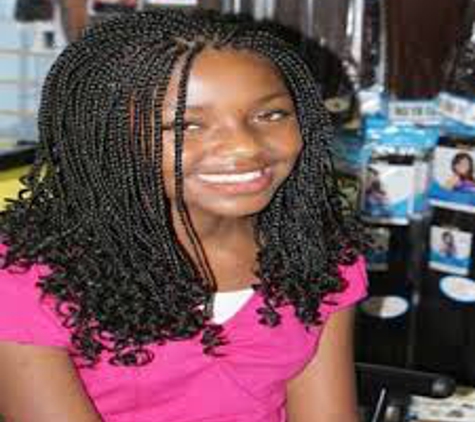 Guma African Hair Braiding - Cincinnati, OH