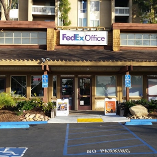 FedEx Office Print & Ship Center - San Diego, CA