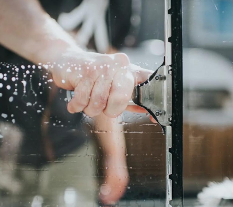 Abelia Cleaning - Bungalow, QLD