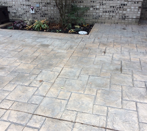 Smith's  Stylecrete & Construction LLC - Marietta, OH. I don't know how they could be proud of this work