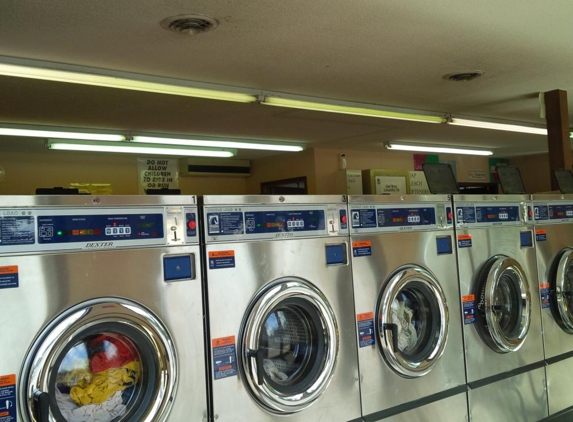 River St Laundromat & Dry Cleaners - Amery, WI