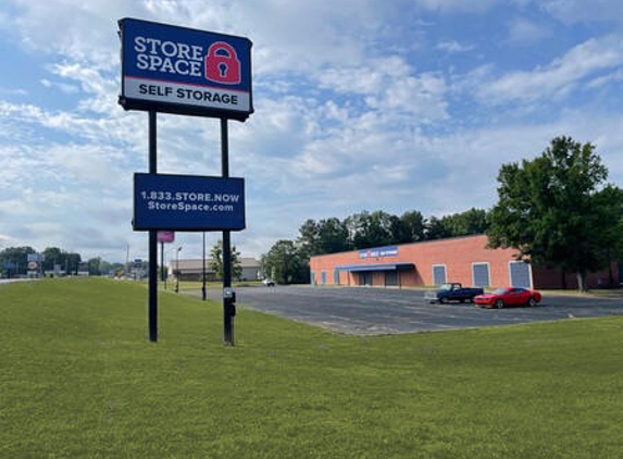 Store Space Self Storage - Greenwood, SC