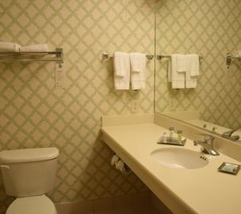 Lafayette Park Hotel & Suites - Trenton, NJ