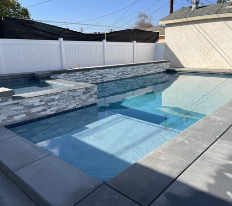 AquaScape Pools inc - covina, CA. New pool w spa