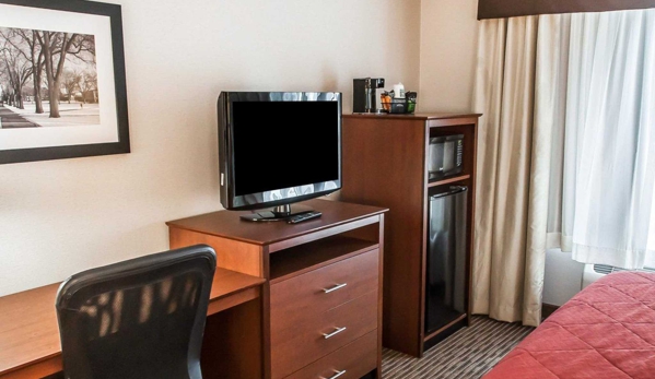 Quality Inn & Suites University Fort Collins - Fort Collins, CO