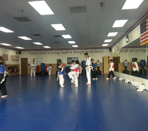 Lee's Tae Kwon DO - Foothill Ranch, CA