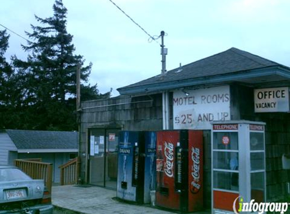 Pine Cove Motel & Trailer Park - Seaside, OR