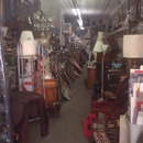 Crown Antiques & Collectibles - Autograph Dealers