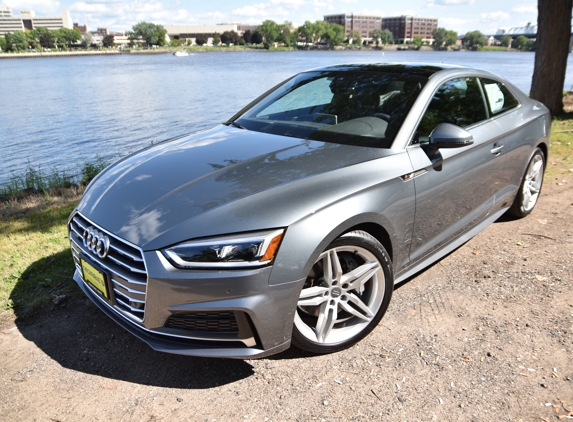 Audi La Crosse - La Crosse, WI