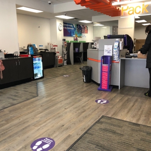 FedEx Office Print & Ship Center - New York, NY