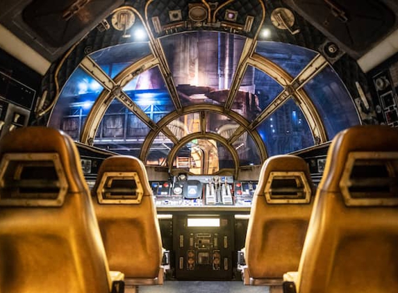 Millennium Falcon: Smugglers Run - Lake Buena Vista, FL