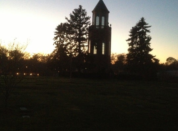 Nassau Knolls Cemetery and Memorial Park - Port Washington, NY