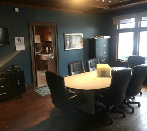 Mason's Mark Stone Veneer Corp - New Stanton, PA. Enjoy a meeting with our Customer Service team in our beautiful conference room.