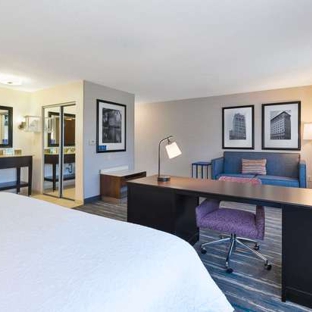 Hampton Inn and Suites Flint/Grand Blanc - Flint, MI