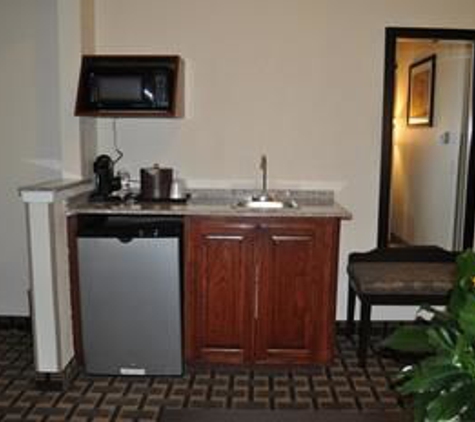 Best Western Plus Cutting Horse Inn & Suites - Weatherford, TX