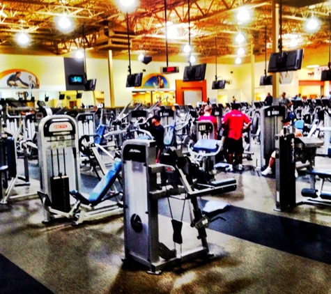 24 Hour Fitness - Aurora, CO