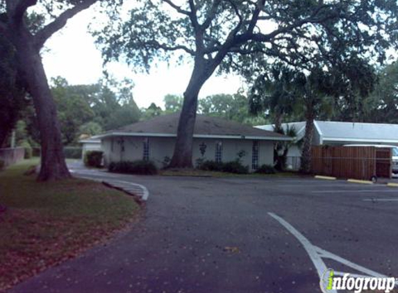 Town N Country Animal Clinic - Tampa, FL
