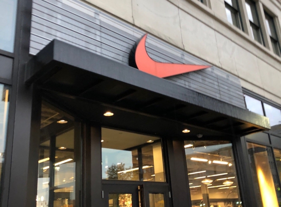 Nike Community Store - Detroit - Detroit, MI