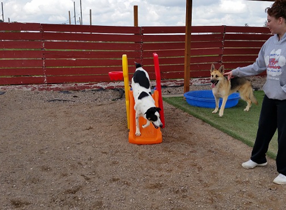 Weona Pet Resort - Great Falls, MT