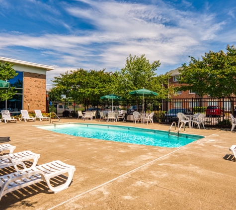 Mission College Apartments - Norfolk, VA