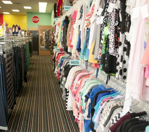 Plato's Closet - West San Antonio, TX - San Antonio, TX