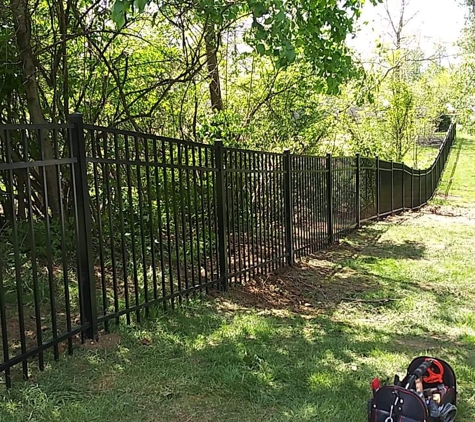 Dan R Fence and Handrail - Hamilton, OH