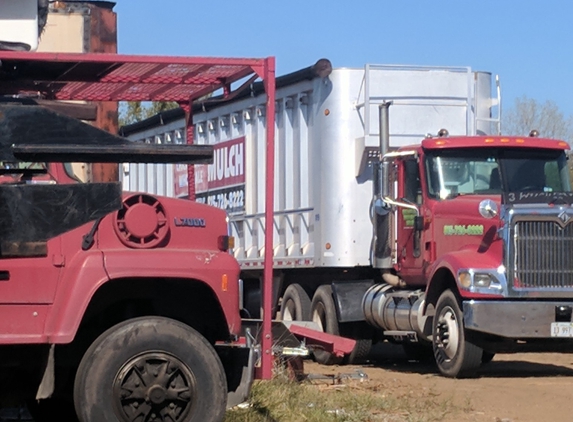 Chicagoland Wholesale Mulch - Crest Hill, IL. Delivery trucks