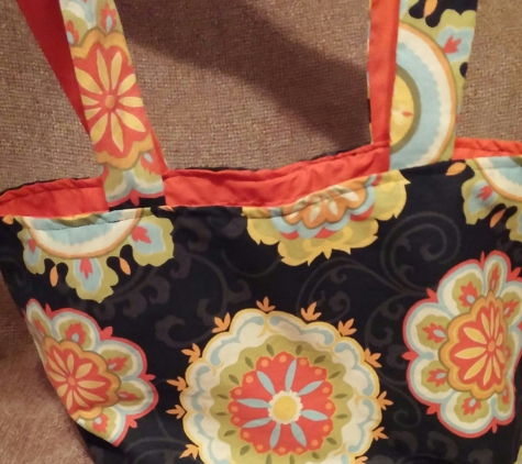 Dona's Designs and More - Nederland, TX. Designed Travel Tote/Carry All