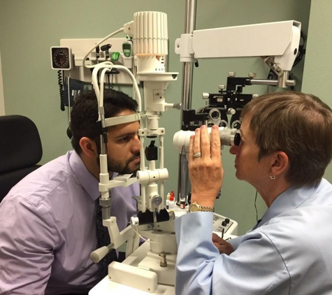 Eye Center, Inc. - Bradenton, FL