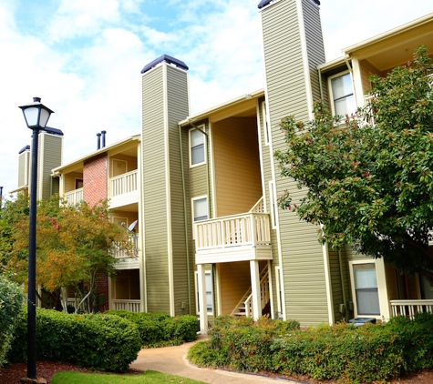 Arbors of Century Center - Memphis, TN