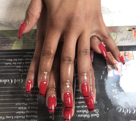 fabulash nails and dayspa - Rocklin, CA