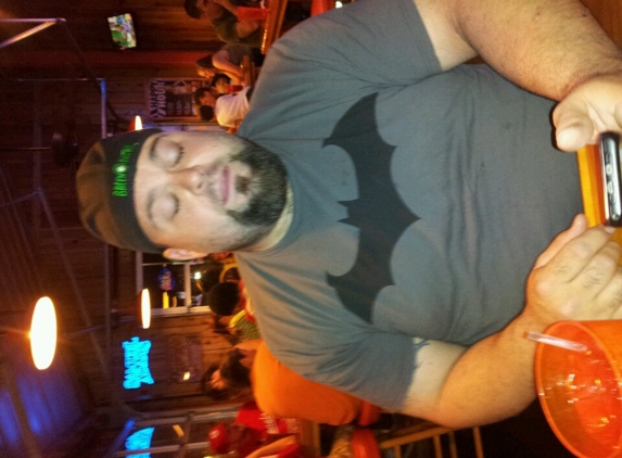 Hooters - Clarksville, TN