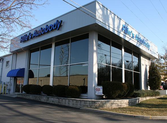 Rife's Autobody - Columbus, OH