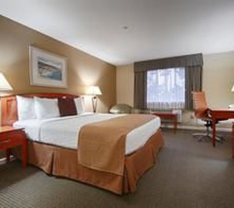 Best Western Plus Capitola By-The-Sea Inn & Suites - Capitola, CA