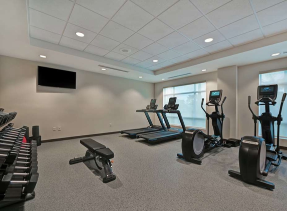 Home2 Suites by Hilton West Palm Beach Airport - West Palm Beach, FL