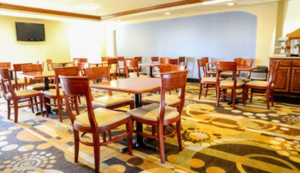 Holiday Inn Express & Suites Weatherford - Weatherford, OK