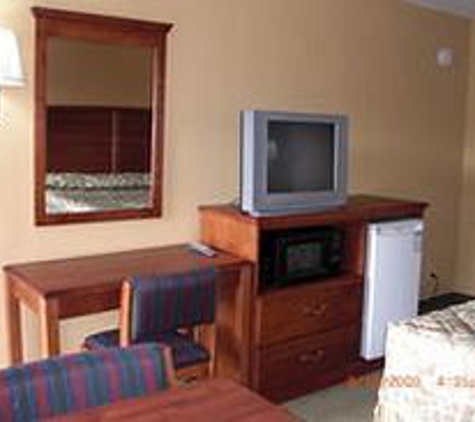 Relax Inn - Hendersonville, TN