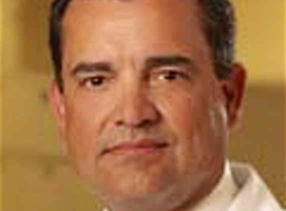 Dr. Ernesto Luciano-Perez, MD - Suffolk, VA