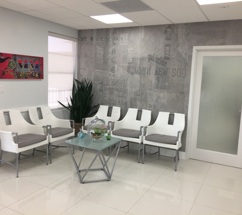 Martinez ORTHODONTICS - Miami, FL