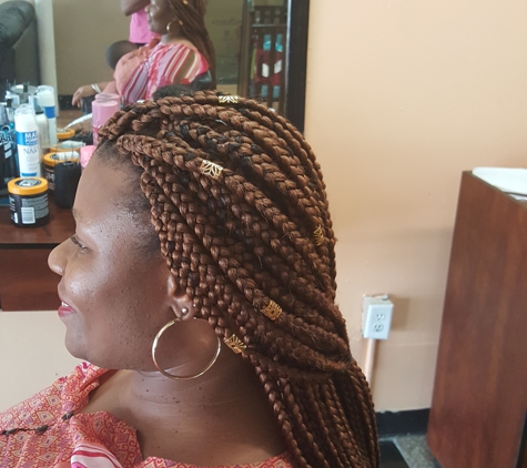 Ama professional african hair braiding - Steelton, PA