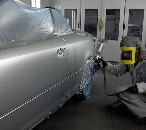 Mike's Auto Body - Pittsburg, CA