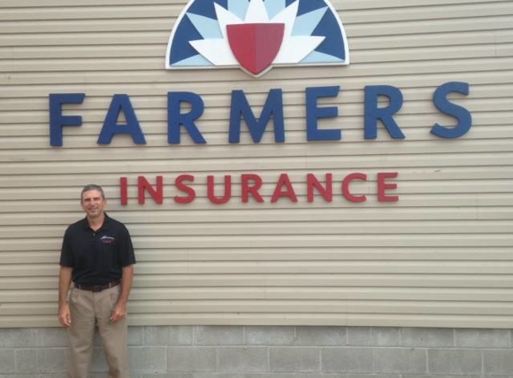 Farmers Insurance - Douglas Smith - Marion, IL