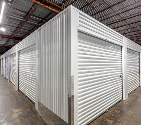 Extra Space Storage - Montgomery, AL