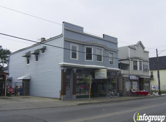 Castro & Sons Hardware - Cleveland, OH