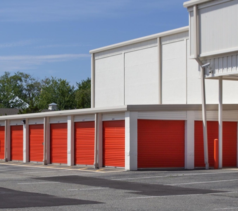 Public Storage - Bethpage, NY