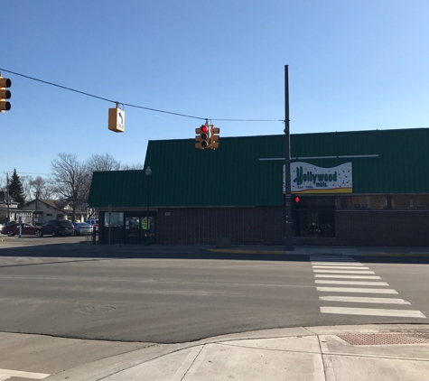 Hollywood Markets - Royal Oak, MI