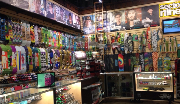 Zumiez - Lubbock, TX