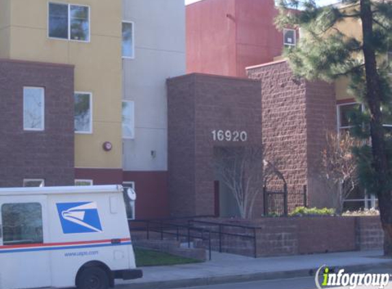 Castlewood Terrance Apartments - Granada Hills, CA