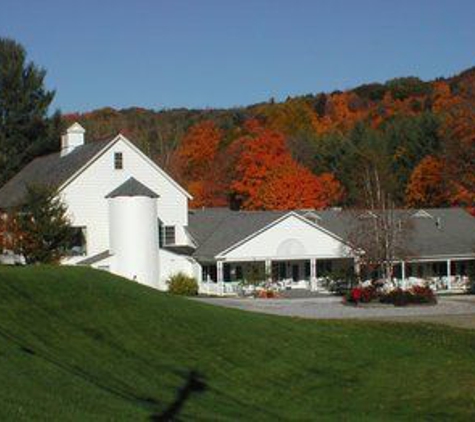 The 1896 House Country Inn - Brookside & Pondside - Williamstown, MA